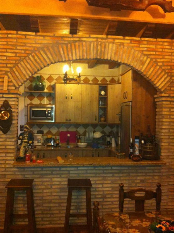 Casa Rural Apartamento Las Malpicas Navaconcejo Ngoại thất bức ảnh