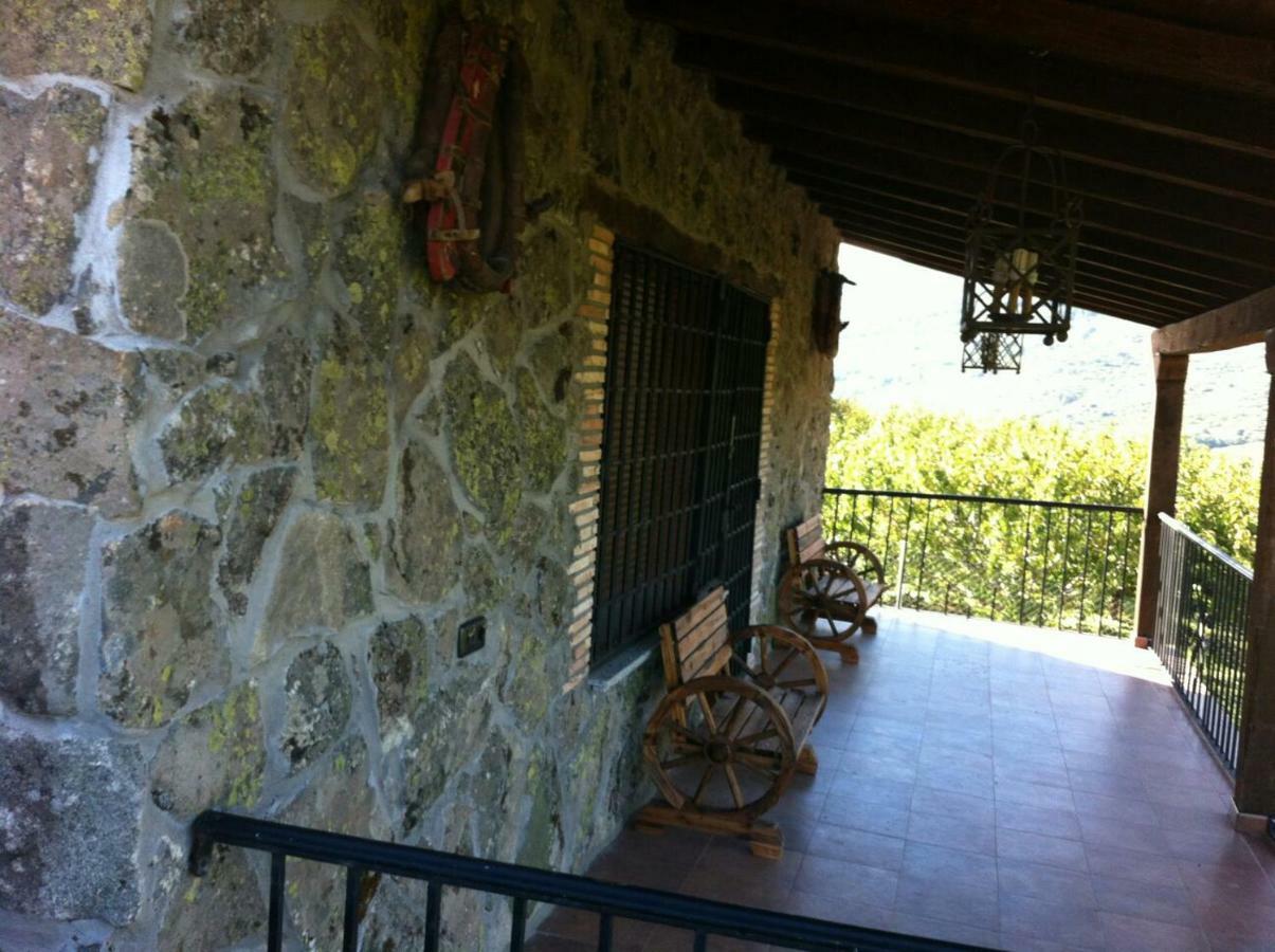 Casa Rural Apartamento Las Malpicas Navaconcejo Ngoại thất bức ảnh