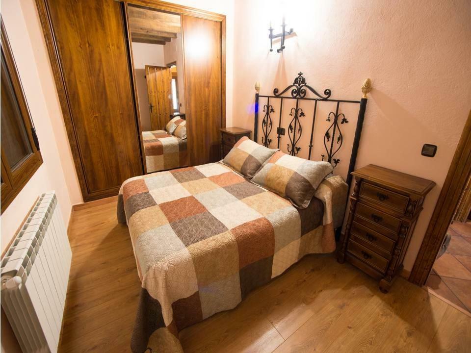 Casa Rural Apartamento Las Malpicas Navaconcejo Ngoại thất bức ảnh