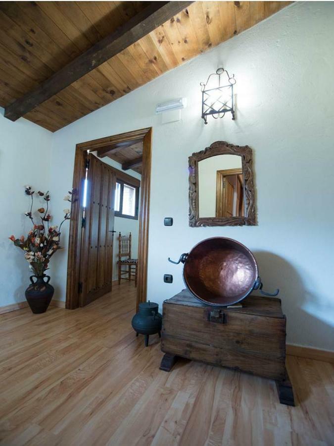 Casa Rural Apartamento Las Malpicas Navaconcejo Ngoại thất bức ảnh