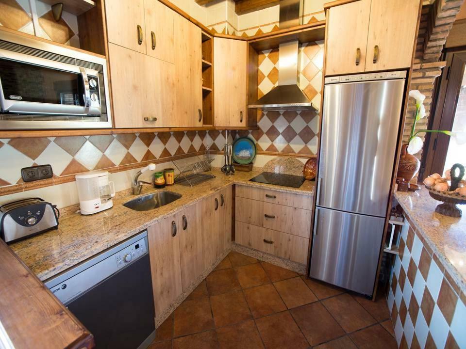 Casa Rural Apartamento Las Malpicas Navaconcejo Ngoại thất bức ảnh