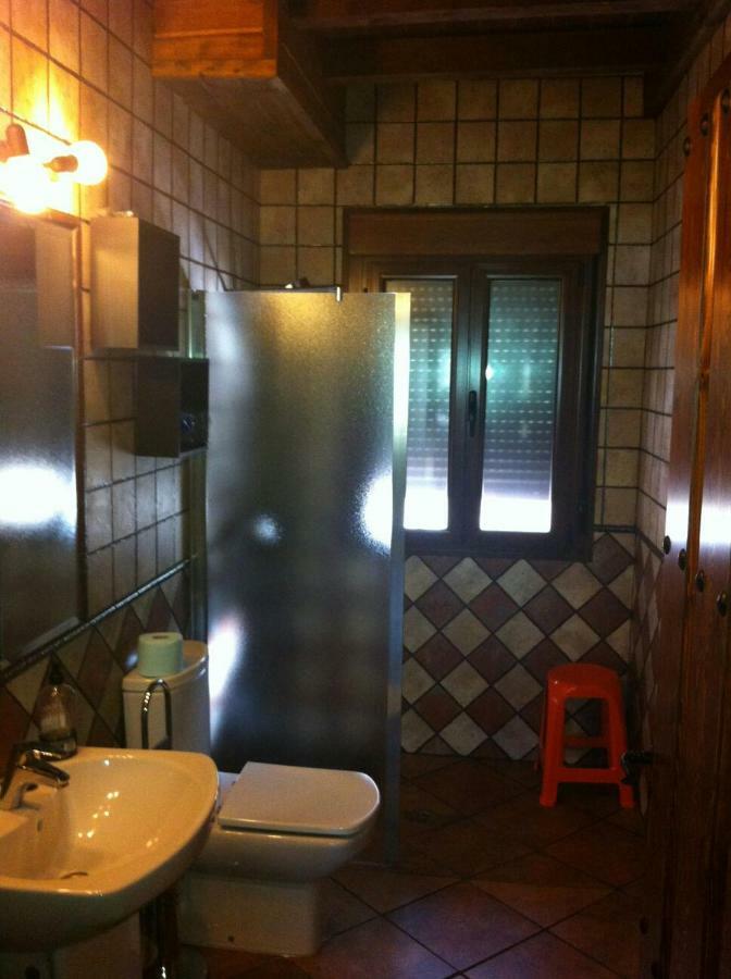 Casa Rural Apartamento Las Malpicas Navaconcejo Ngoại thất bức ảnh